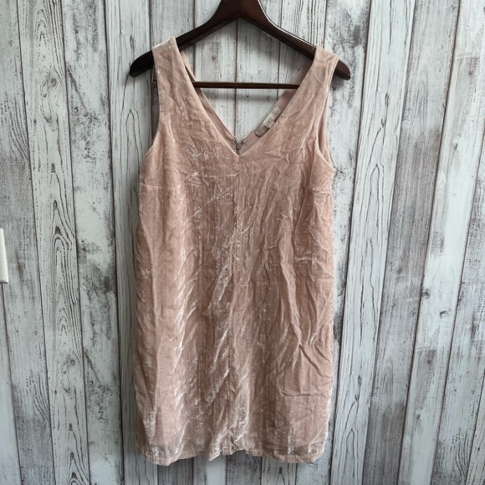 LOFT light pink velvet dress size 8P